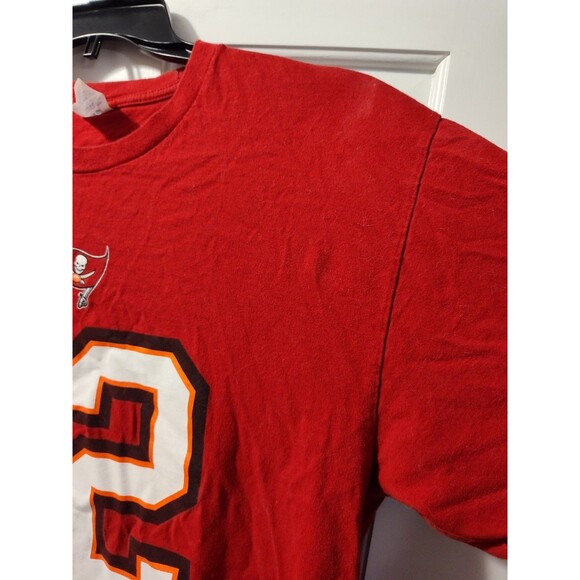Tampa Bay Buccaneers Shirt Men's Large Red #12 Tom Brady NFL Team Apparel Adult - Picture 9 of 13